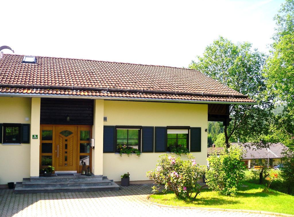 Ferienwohnung Im Landhaus Am Nationalpark Ludwigsthal Eksteriør billede